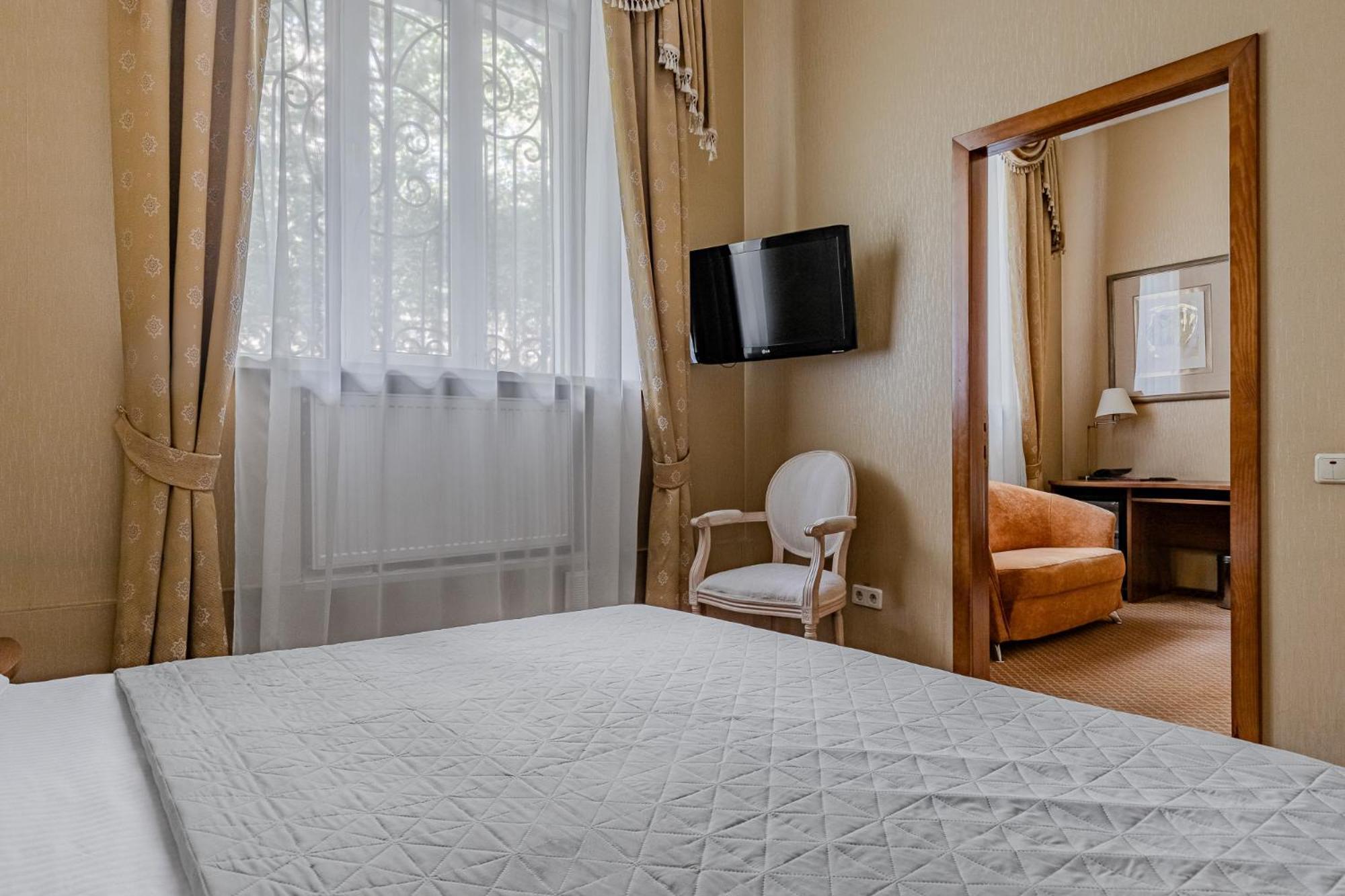 Gallery Hotel Gintama Apgrade Kiev Quarto foto